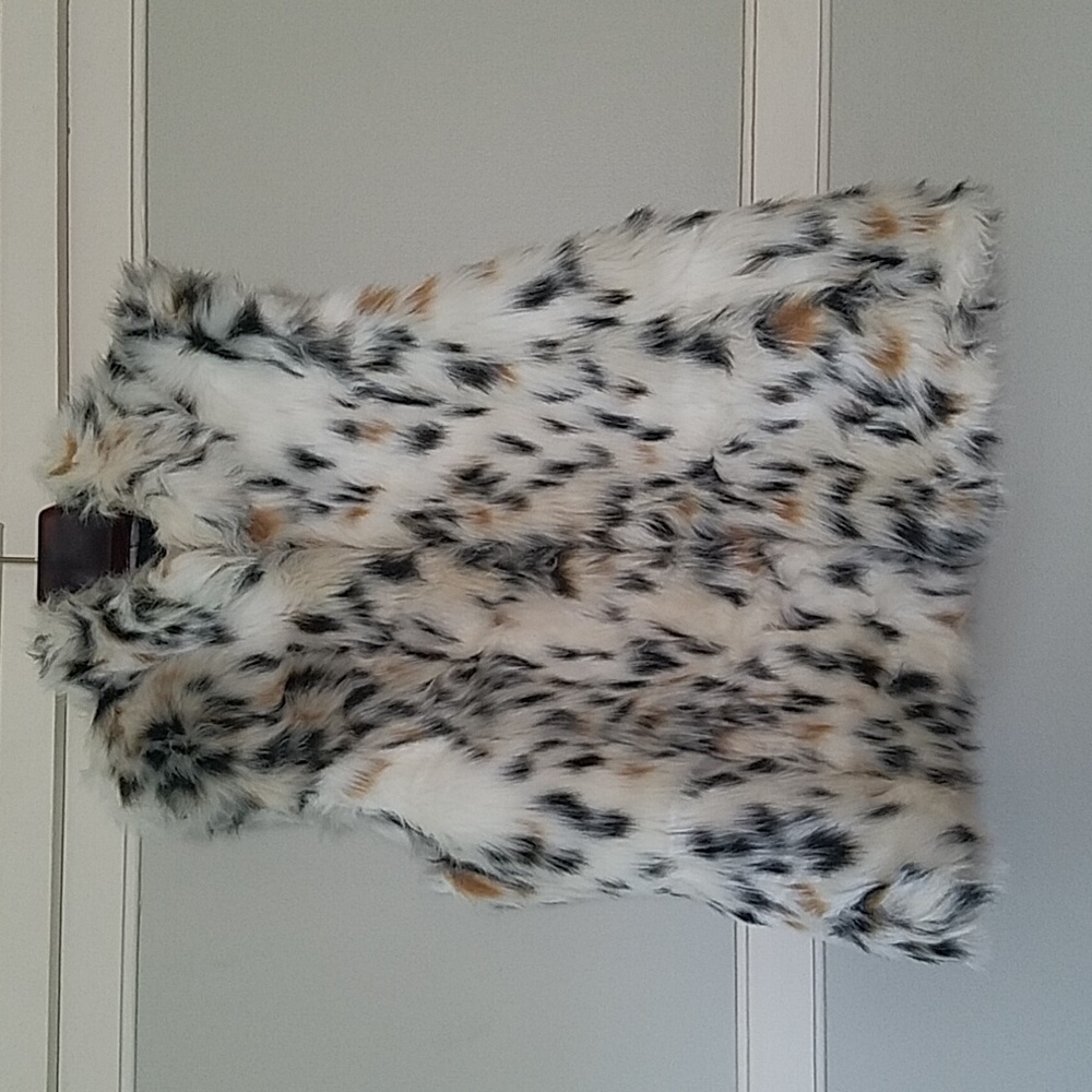 Michael kors faux fur vest